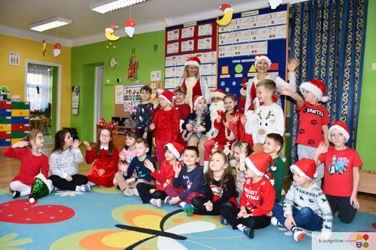 Krasnystaw. Iluminacje, prezenty, świąteczna atmosfera [GALERIA ZDJĘĆ]