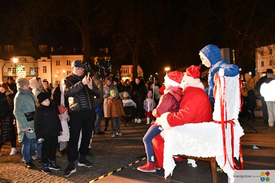 Krasnystaw. Iluminacje, prezenty, świąteczna atmosfera [GALERIA ZDJĘĆ]