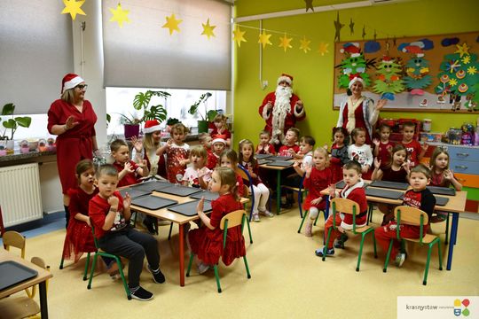 Krasnystaw. Iluminacje, prezenty, świąteczna atmosfera [GALERIA ZDJĘĆ]