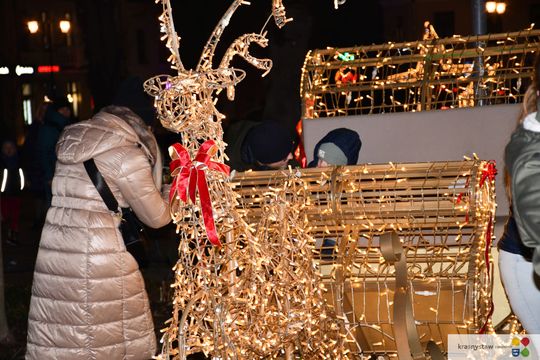 Krasnystaw. Iluminacje, prezenty, świąteczna atmosfera [GALERIA ZDJĘĆ]