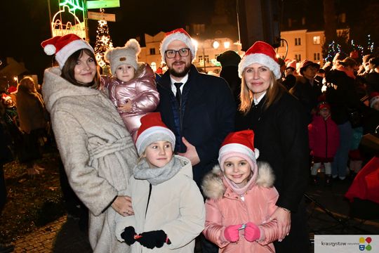 Krasnystaw. Iluminacje, prezenty, świąteczna atmosfera [GALERIA ZDJĘĆ]