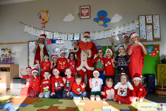 Krasnystaw. Iluminacje, prezenty, świąteczna atmosfera [GALERIA ZDJĘĆ]