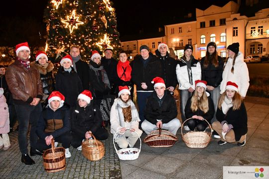 Krasnystaw. Iluminacje, prezenty, świąteczna atmosfera [GALERIA ZDJĘĆ]