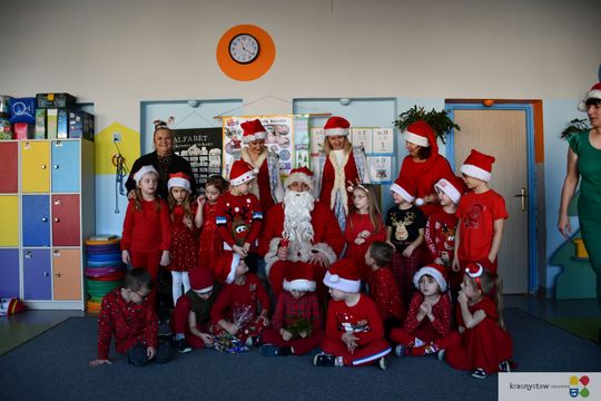 Krasnystaw. Iluminacje, prezenty, świąteczna atmosfera [GALERIA ZDJĘĆ]