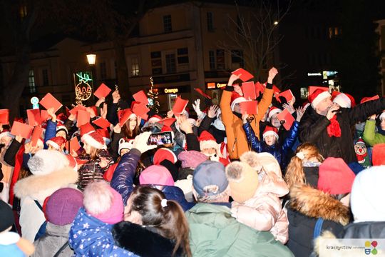 Krasnystaw. Iluminacje, prezenty, świąteczna atmosfera [GALERIA ZDJĘĆ]