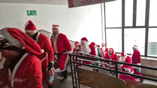 Chełm. MotoMikołaje przyjechały z workami prezentów [GALERIA ZDJĘĆ]