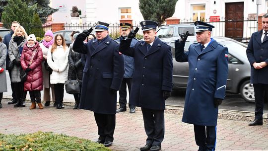 Odsłonięcie tablicy pamięci pomordowanych Żydów z Krasnegostawu [GALERIA ZDJĘĆ]