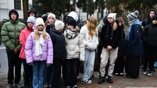 Odsłonięcie tablicy pamięci pomordowanych Żydów z Krasnegostawu [GALERIA ZDJĘĆ]