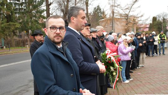 Odsłonięcie tablicy pamięci pomordowanych Żydów z Krasnegostawu [GALERIA ZDJĘĆ]