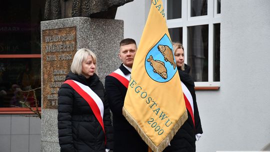 Odsłonięcie tablicy pamięci pomordowanych Żydów z Krasnegostawu [GALERIA ZDJĘĆ]