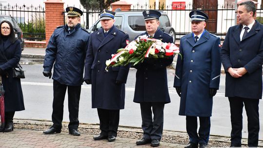 Odsłonięcie tablicy pamięci pomordowanych Żydów z Krasnegostawu [GALERIA ZDJĘĆ]
