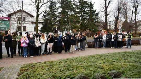 Odsłonięcie tablicy pamięci pomordowanych Żydów z Krasnegostawu [GALERIA ZDJĘĆ]