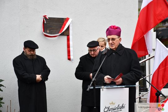 Odsłonięcie tablicy pamięci pomordowanych Żydów z Krasnegostawu [GALERIA ZDJĘĆ]