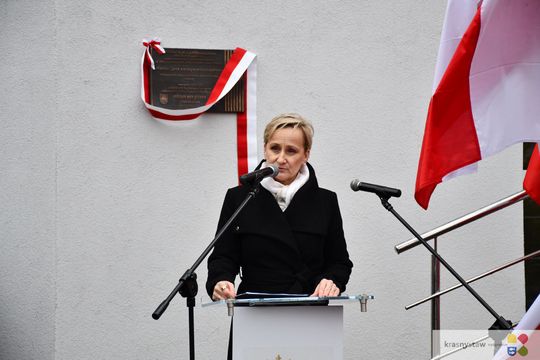 Odsłonięcie tablicy pamięci pomordowanych Żydów z Krasnegostawu [GALERIA ZDJĘĆ]