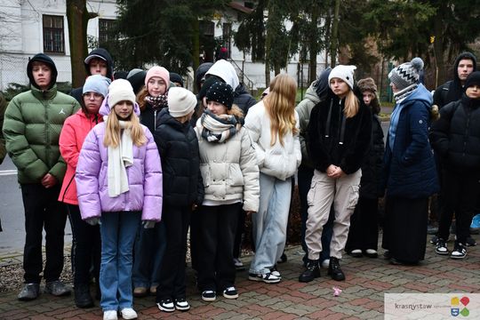 Odsłonięcie tablicy pamięci pomordowanych Żydów z Krasnegostawu [GALERIA ZDJĘĆ]