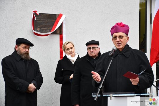 Odsłonięcie tablicy pamięci pomordowanych Żydów z Krasnegostawu [GALERIA ZDJĘĆ]