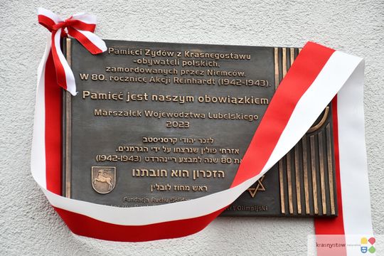 Odsłonięcie tablicy pamięci pomordowanych Żydów z Krasnegostawu [GALERIA ZDJĘĆ]