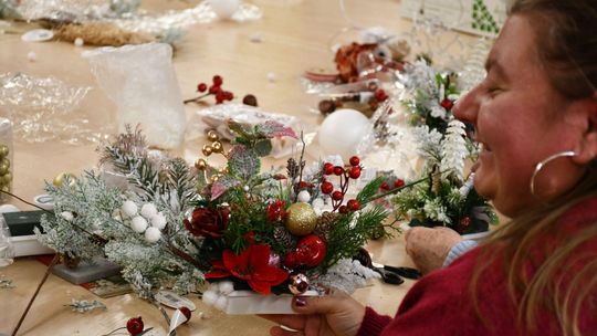 IV Maraton Ozdób Choinkowych w Środowiskowym Domu Samopomocy w Krasnymstawie [GALERIA ZDJĘĆ]