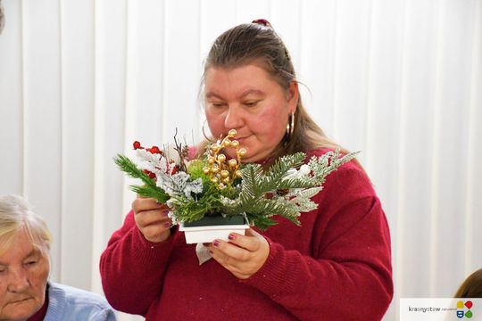 IV Maraton Ozdób Choinkowych w Środowiskowym Domu Samopomocy w Krasnymstawie [GALERIA ZDJĘĆ]