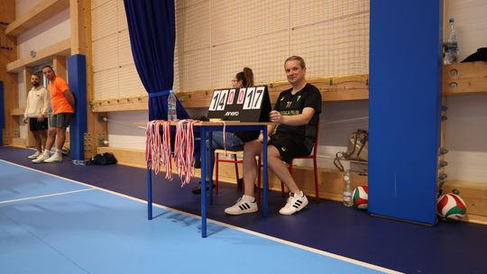 Gm. Leśniowice. Zbierali "Paczuszki dla Maluszków". Charytatywny turniej siatkówki [GALERIA ZDJĘĆ]