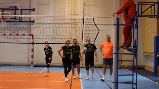 Gm. Leśniowice. Zbierali "Paczuszki dla Maluszków". Charytatywny turniej siatkówki [GALERIA ZDJĘĆ]