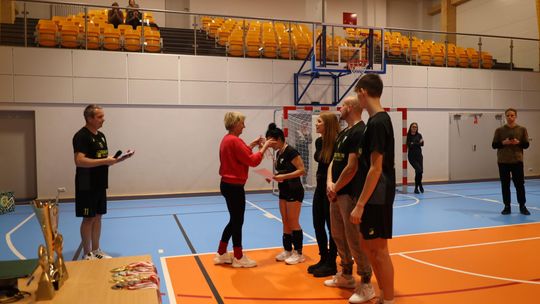 Gm. Leśniowice. Zbierali "Paczuszki dla Maluszków". Charytatywny turniej siatkówki [GALERIA ZDJĘĆ]