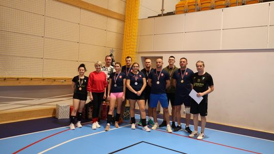 Gm. Leśniowice. Zbierali "Paczuszki dla Maluszków". Charytatywny turniej siatkówki [GALERIA ZDJĘĆ]