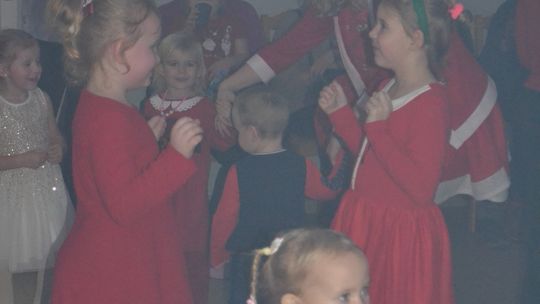 Mikołajki w Centrum Społeczno - Kulturalnym w Gorzkowie [GALERIA ZDJĘĆ]