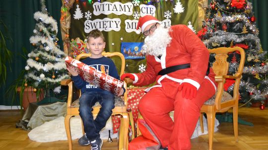 Mikołajki w Centrum Społeczno - Kulturalnym w Gorzkowie [GALERIA ZDJĘĆ]