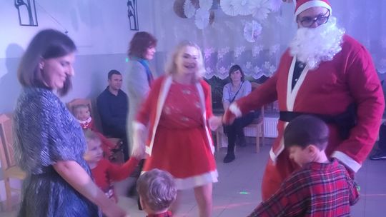Mikołajki w Centrum Społeczno - Kulturalnym w Gorzkowie [GALERIA ZDJĘĆ]