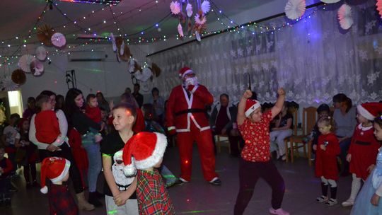 Mikołajki w Centrum Społeczno - Kulturalnym w Gorzkowie [GALERIA ZDJĘĆ]