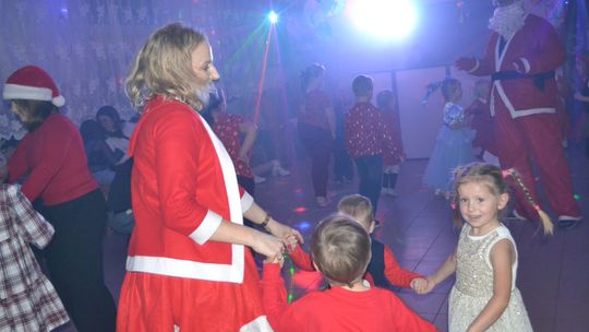 Mikołajki w Centrum Społeczno - Kulturalnym w Gorzkowie [GALERIA ZDJĘĆ]