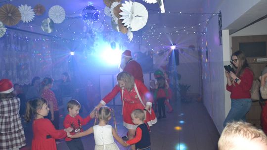 Mikołajki w Centrum Społeczno - Kulturalnym w Gorzkowie [GALERIA ZDJĘĆ]