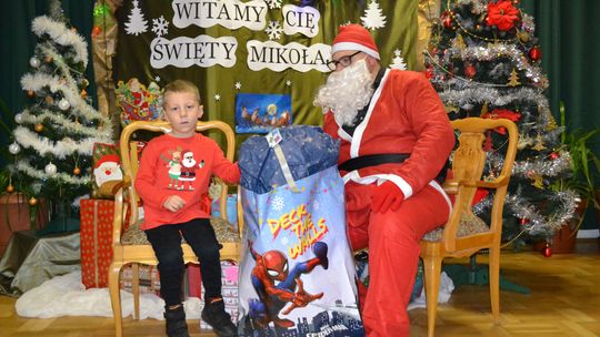 Mikołajki w Centrum Społeczno - Kulturalnym w Gorzkowie [GALERIA ZDJĘĆ]