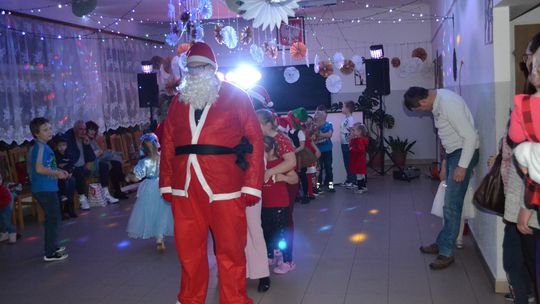Mikołajki w Centrum Społeczno - Kulturalnym w Gorzkowie [GALERIA ZDJĘĆ]