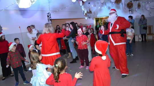 Mikołajki w Centrum Społeczno - Kulturalnym w Gorzkowie [GALERIA ZDJĘĆ]