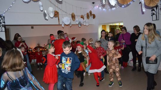 Mikołajki w Centrum Społeczno - Kulturalnym w Gorzkowie [GALERIA ZDJĘĆ]