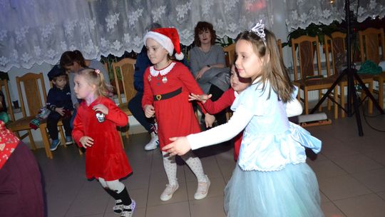 Mikołajki w Centrum Społeczno - Kulturalnym w Gorzkowie [GALERIA ZDJĘĆ]