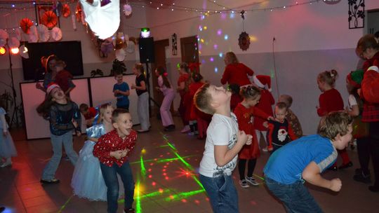 Mikołajki w Centrum Społeczno - Kulturalnym w Gorzkowie [GALERIA ZDJĘĆ]