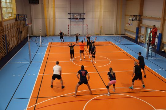 Gm. Leśniowice. Zbierali "Paczuszki dla Maluszków". Charytatywny turniej siatkówki [GALERIA ZDJĘĆ]