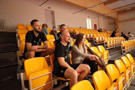 Gm. Leśniowice. Zbierali "Paczuszki dla Maluszków". Charytatywny turniej siatkówki [GALERIA ZDJĘĆ]