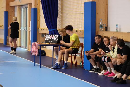 Gm. Leśniowice. Zbierali "Paczuszki dla Maluszków". Charytatywny turniej siatkówki [GALERIA ZDJĘĆ]