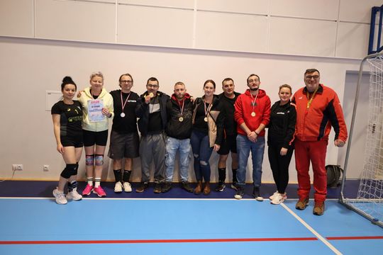 Gm. Leśniowice. Zbierali "Paczuszki dla Maluszków". Charytatywny turniej siatkówki [GALERIA ZDJĘĆ]