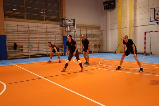 Gm. Leśniowice. Zbierali "Paczuszki dla Maluszków". Charytatywny turniej siatkówki [GALERIA ZDJĘĆ]