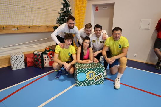 Gm. Leśniowice. Zbierali "Paczuszki dla Maluszków". Charytatywny turniej siatkówki [GALERIA ZDJĘĆ]