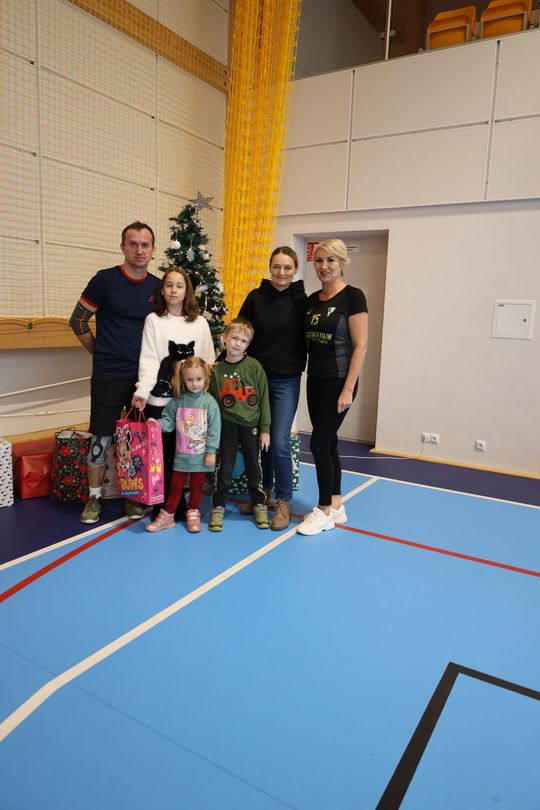 Gm. Leśniowice. Zbierali "Paczuszki dla Maluszków". Charytatywny turniej siatkówki [GALERIA ZDJĘĆ]