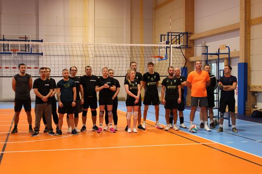 Gm. Leśniowice. Zbierali "Paczuszki dla Maluszków". Charytatywny turniej siatkówki [GALERIA ZDJĘĆ]