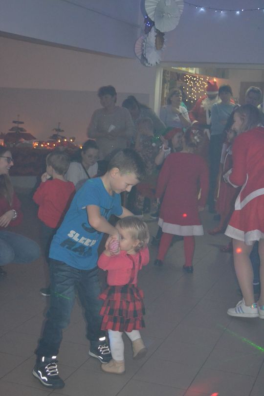Mikołajki w Centrum Społeczno - Kulturalnym w Gorzkowie [GALERIA ZDJĘĆ]
