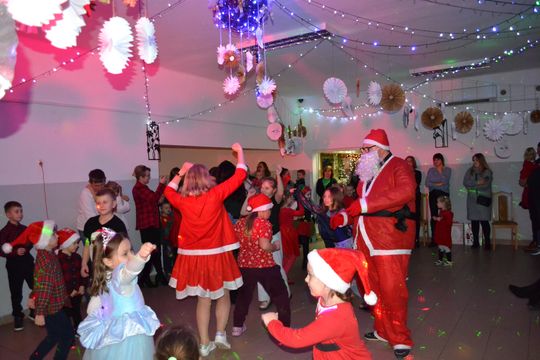 Mikołajki w Centrum Społeczno - Kulturalnym w Gorzkowie [GALERIA ZDJĘĆ]