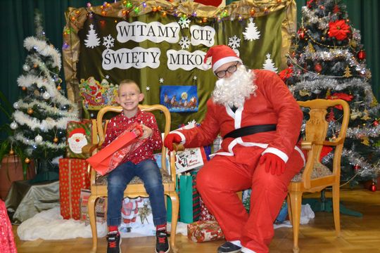 Mikołajki w Centrum Społeczno - Kulturalnym w Gorzkowie [GALERIA ZDJĘĆ]
